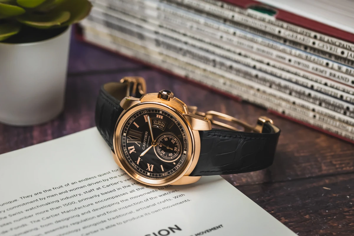 Cartier Calibre De Cartier 42mm Black Leather W7100007 Circa 2010