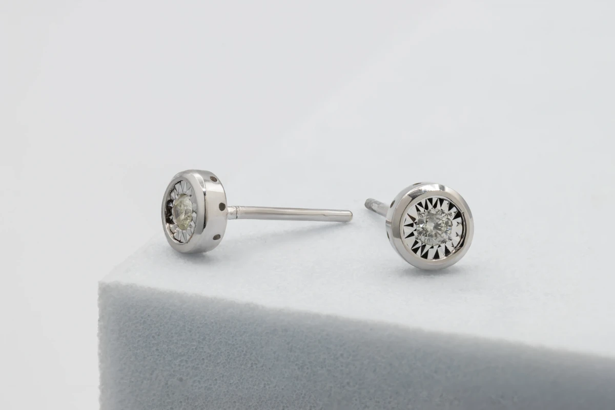 9ct White Gold Diamond Stud Earrings  0.20ct