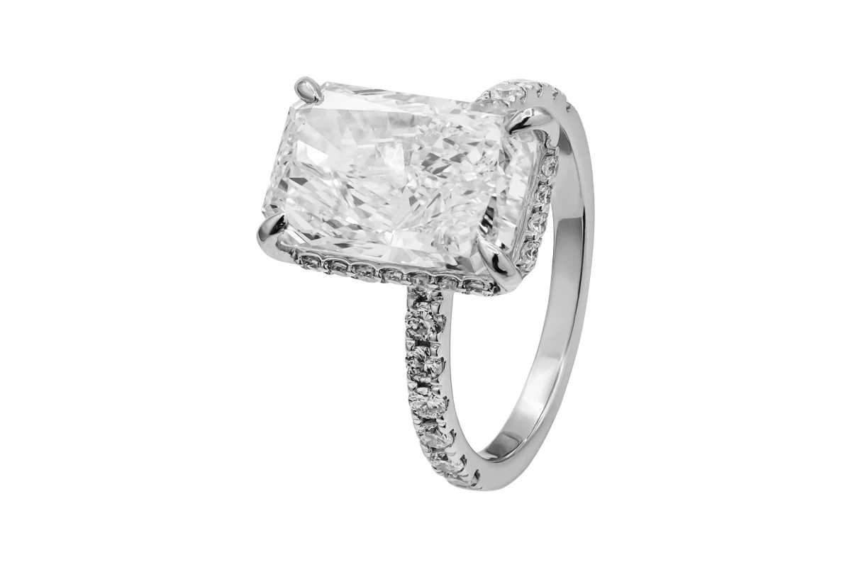 18ct White Gold Lab Grown Diamond Engagement Ring 4ct IGI Certified