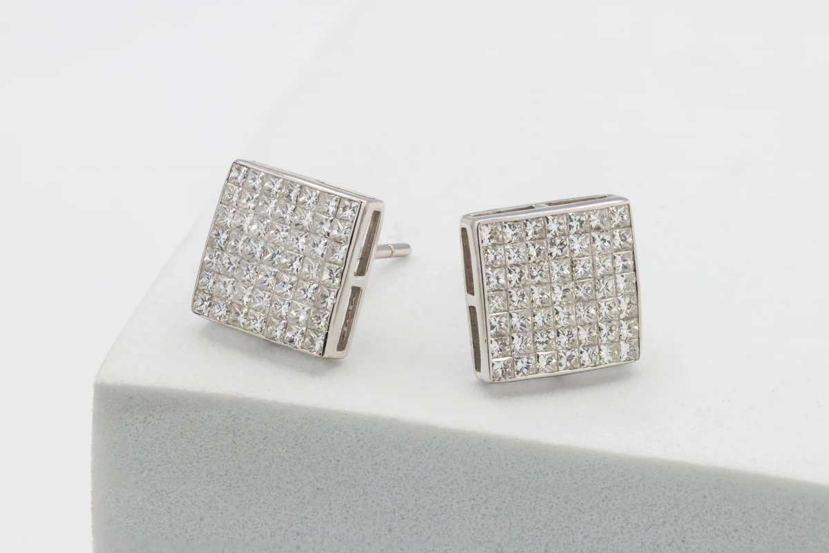 18ct White Gold Diamond Studs Featuring 98 Princess Cut Diamonds