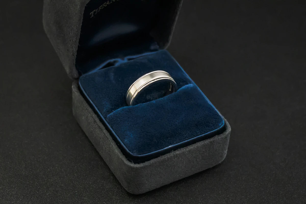 Tiffany & Co. Platinum 950 Double Millgrain Wedding Band 5.95mm