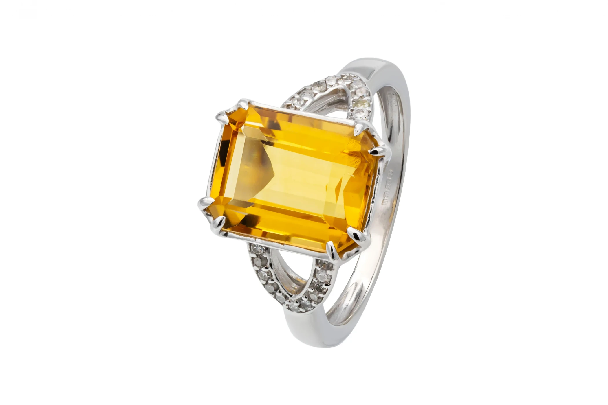 9ct White Gold Citrine & Diamond Ring 0.10ct 3.4g
