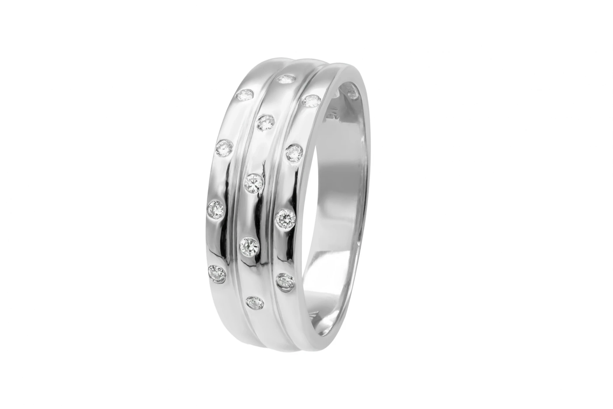 18ct White Gold Diamond Ring 0.13ct 4.3g