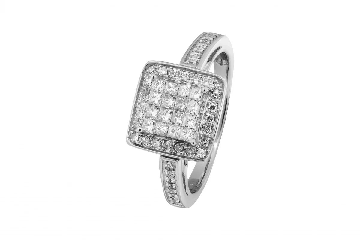 9ct White Gold Princess Cut Engagement Ring 0.90ct