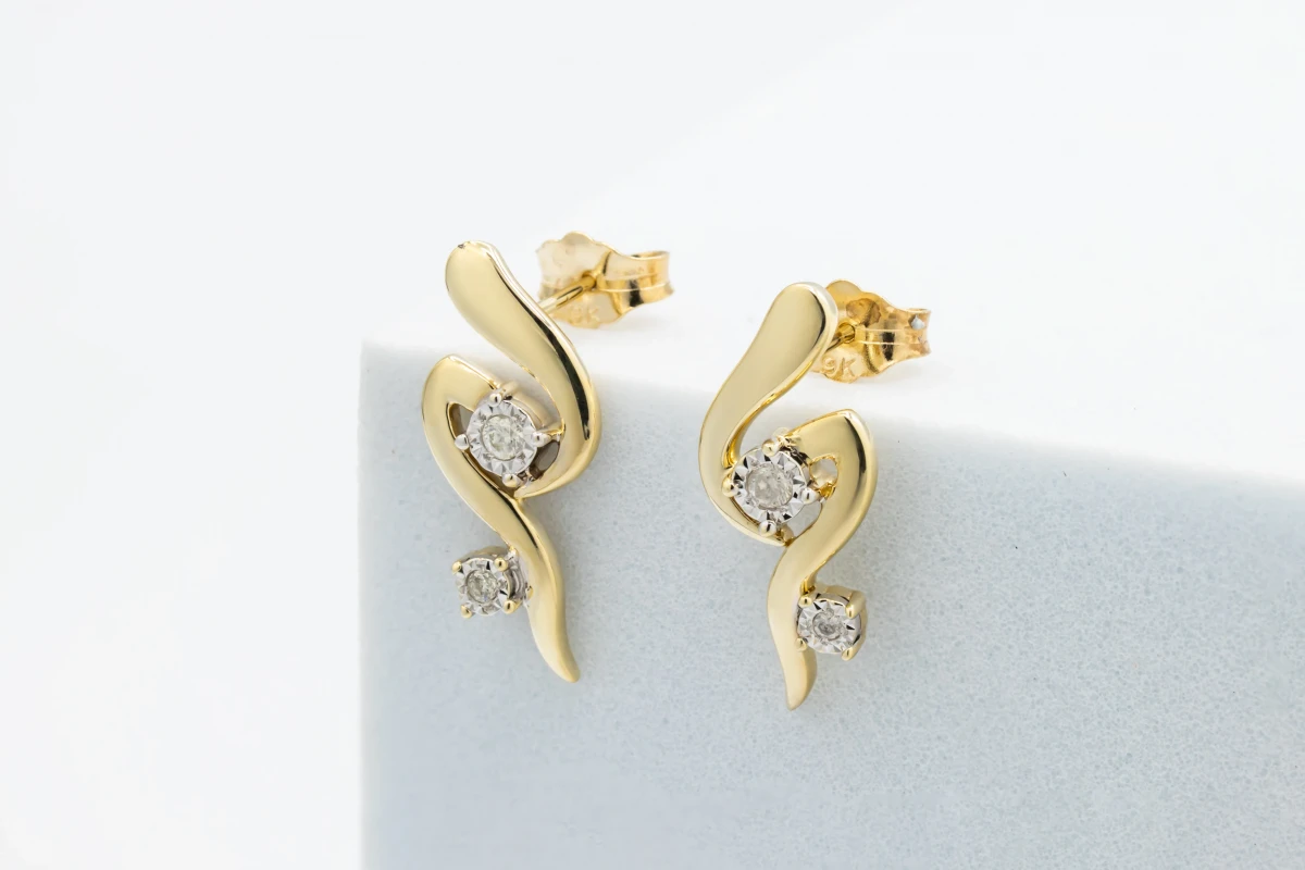9ct Yellow Gold Diamond Stud Earrings 0.08ct