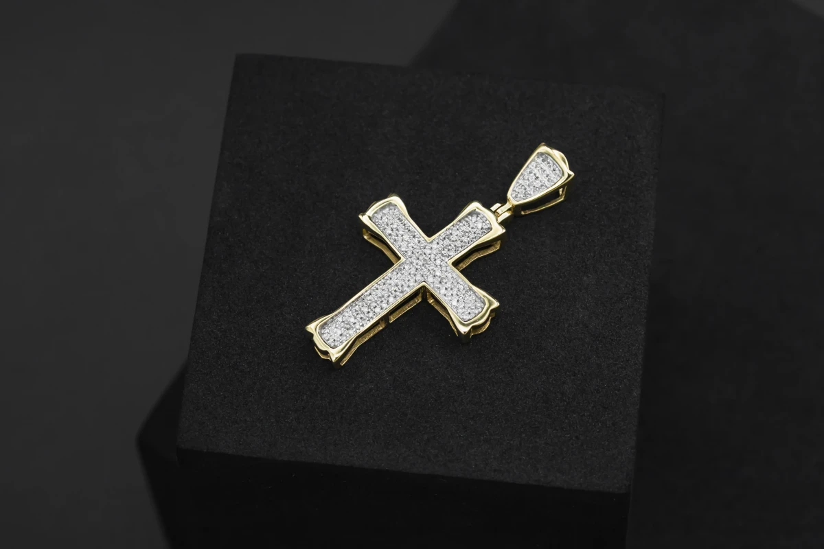 9ct Yellow Gold Diamond Cross Pendant 0.28ct